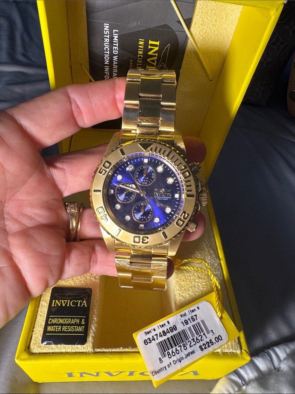 Invicta Pro Diver 19157 Men's 18kt Plated Chronograph Watch with Blue Dial